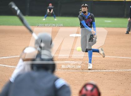 Thumbnail 3 in Roosevelt vs. Los Alamitos (CIF-SS D1 Final) photogallery.
