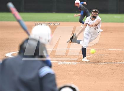 Thumbnail 3 in Roosevelt vs. Los Alamitos (CIF-SS D1 Final) photogallery.