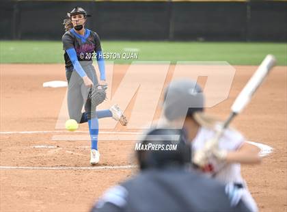 Thumbnail 3 in Roosevelt vs. Los Alamitos (CIF-SS D1 Final) photogallery.