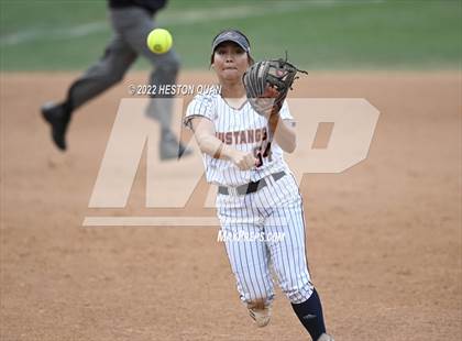 Thumbnail 2 in Roosevelt vs. Los Alamitos (CIF-SS D1 Final) photogallery.
