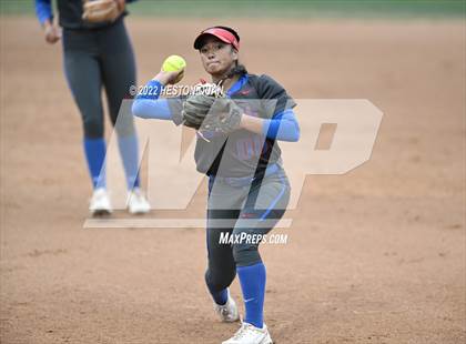 Thumbnail 1 in Roosevelt vs. Los Alamitos (CIF-SS D1 Final) photogallery.