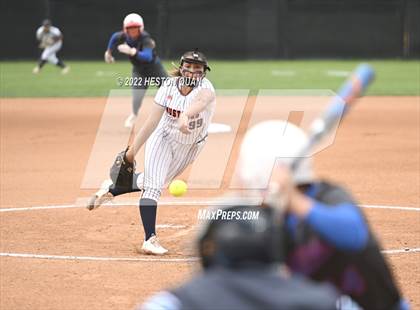 Thumbnail 1 in Roosevelt vs. Los Alamitos (CIF-SS D1 Final) photogallery.