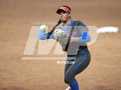 Thumbnail 1 in Roosevelt vs. Los Alamitos (CIF-SS D1 Final) photogallery.