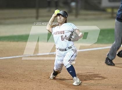 Thumbnail 3 in Roosevelt vs. Los Alamitos (CIF-SS D1 Final) photogallery.