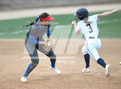 Thumbnail 2 in Roosevelt vs. Los Alamitos (CIF-SS D1 Final) photogallery.