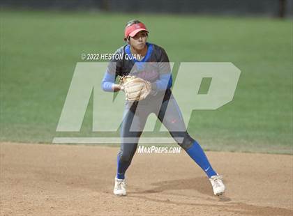 Thumbnail 1 in Roosevelt vs. Los Alamitos (CIF-SS D1 Final) photogallery.