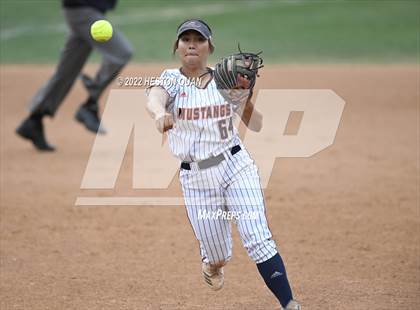 Thumbnail 1 in Roosevelt vs. Los Alamitos (CIF-SS D1 Final) photogallery.