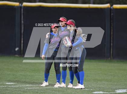 Thumbnail 1 in Roosevelt vs. Los Alamitos (CIF-SS D1 Final) photogallery.