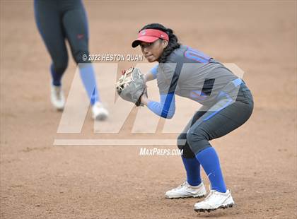 Thumbnail 2 in Roosevelt vs. Los Alamitos (CIF-SS D1 Final) photogallery.