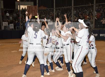 Thumbnail 2 in Roosevelt vs. Los Alamitos (CIF-SS D1 Final) photogallery.