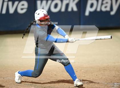Thumbnail 3 in Roosevelt vs. Los Alamitos (CIF-SS D1 Final) photogallery.