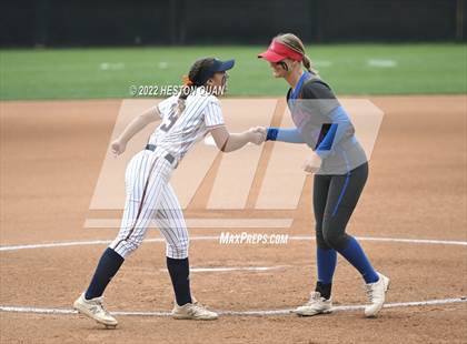 Thumbnail 3 in Roosevelt vs. Los Alamitos (CIF-SS D1 Final) photogallery.