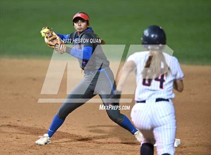 Thumbnail 1 in Roosevelt vs. Los Alamitos (CIF-SS D1 Final) photogallery.
