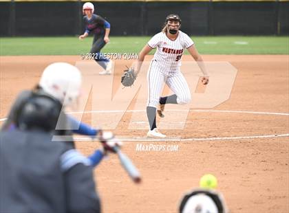 Thumbnail 2 in Roosevelt vs. Los Alamitos (CIF-SS D1 Final) photogallery.