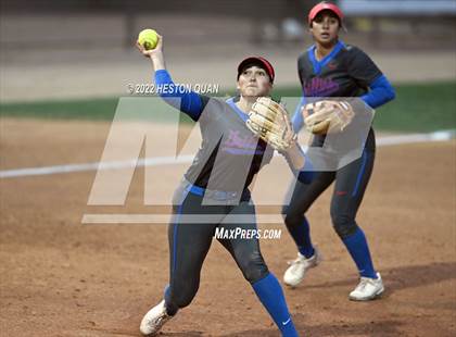 Thumbnail 1 in Roosevelt vs. Los Alamitos (CIF-SS D1 Final) photogallery.