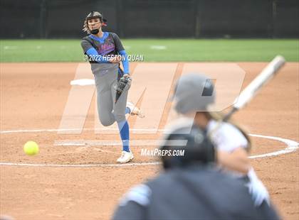 Thumbnail 1 in Roosevelt vs. Los Alamitos (CIF-SS D1 Final) photogallery.
