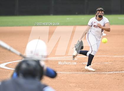 Thumbnail 2 in Roosevelt vs. Los Alamitos (CIF-SS D1 Final) photogallery.