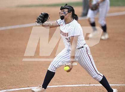 Thumbnail 1 in Roosevelt vs. Los Alamitos (CIF-SS D1 Final) photogallery.