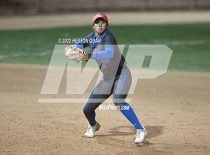 Thumbnail 1 in Roosevelt vs. Los Alamitos (CIF-SS D1 Final) photogallery.
