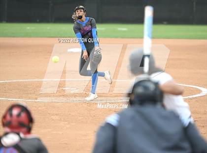 Thumbnail 3 in Roosevelt vs. Los Alamitos (CIF-SS D1 Final) photogallery.