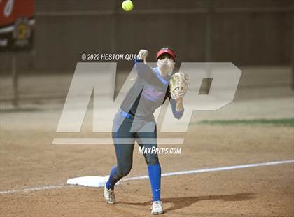 Thumbnail 3 in Roosevelt vs. Los Alamitos (CIF-SS D1 Final) photogallery.