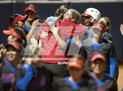 Thumbnail 2 in Roosevelt vs. Los Alamitos (CIF-SS D1 Final) photogallery.