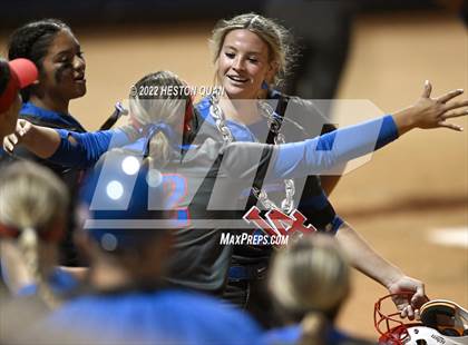 Thumbnail 2 in Roosevelt vs. Los Alamitos (CIF-SS D1 Final) photogallery.