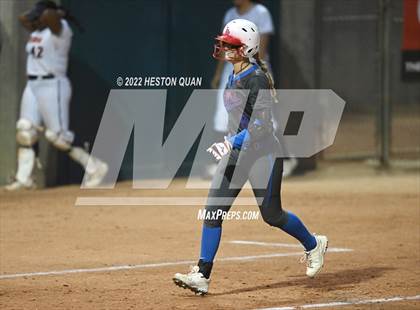 Thumbnail 3 in Roosevelt vs. Los Alamitos (CIF-SS D1 Final) photogallery.