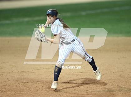 Thumbnail 3 in Roosevelt vs. Los Alamitos (CIF-SS D1 Final) photogallery.