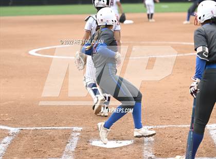 Thumbnail 3 in Roosevelt vs. Los Alamitos (CIF-SS D1 Final) photogallery.