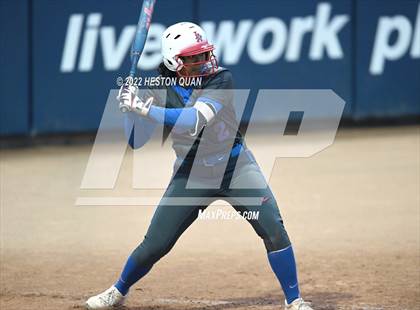 Thumbnail 3 in Roosevelt vs. Los Alamitos (CIF-SS D1 Final) photogallery.