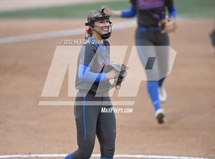 Thumbnail 1 in Roosevelt vs. Los Alamitos (CIF-SS D1 Final) photogallery.