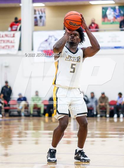 Thumbnail 2 in Farmville Central vs Holly Springs (John Wall Holiday Invitational) photogallery.