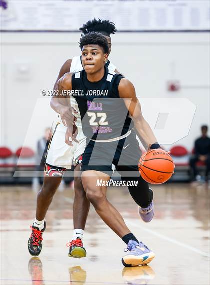 Thumbnail 3 in Farmville Central vs Holly Springs (John Wall Holiday Invitational) photogallery.