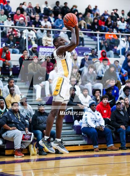 Thumbnail 2 in Farmville Central vs Holly Springs (John Wall Holiday Invitational) photogallery.