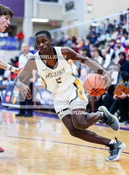 Thumbnail 3 in Farmville Central vs Holly Springs (John Wall Holiday Invitational) photogallery.