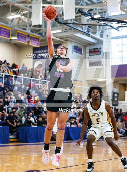 Thumbnail 1 in Farmville Central vs Holly Springs (John Wall Holiday Invitational) photogallery.