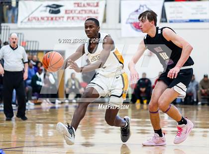 Thumbnail 3 in Farmville Central vs Holly Springs (John Wall Holiday Invitational) photogallery.
