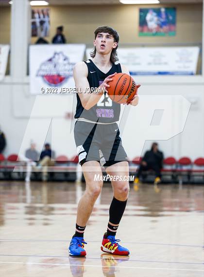 Thumbnail 3 in Farmville Central vs Holly Springs (John Wall Holiday Invitational) photogallery.