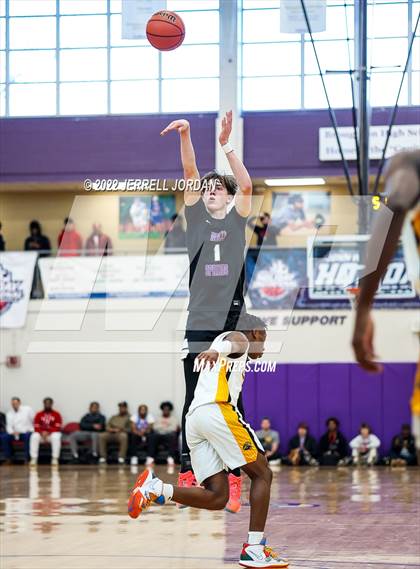 Thumbnail 1 in Farmville Central vs Holly Springs (John Wall Holiday Invitational) photogallery.