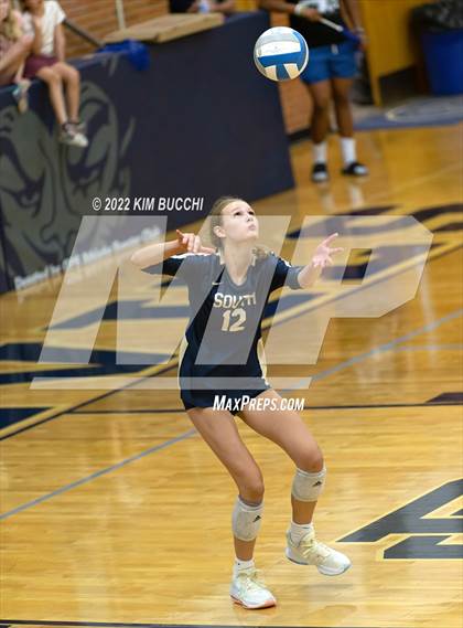 Thumbnail 2 in Utica @ Grosse Pointe South photogallery.