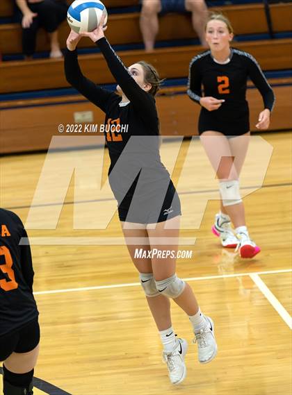 Thumbnail 2 in Utica @ Grosse Pointe South photogallery.
