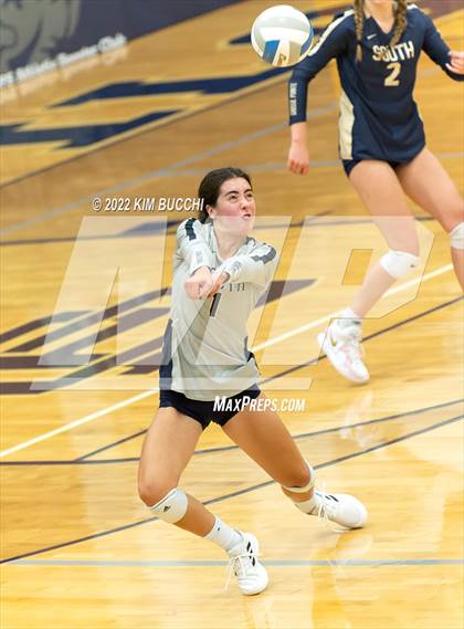 Thumbnail 3 in Utica @ Grosse Pointe South photogallery.