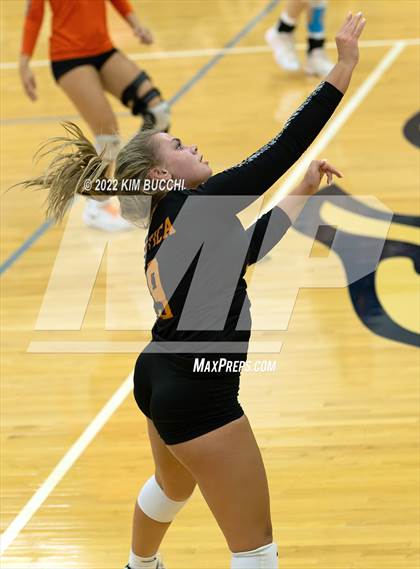 Thumbnail 1 in Utica @ Grosse Pointe South photogallery.