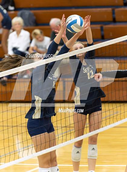 Thumbnail 1 in Utica @ Grosse Pointe South photogallery.