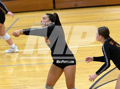 Thumbnail 3 in Utica @ Grosse Pointe South photogallery.