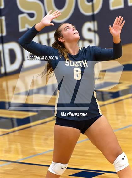 Thumbnail 3 in Utica @ Grosse Pointe South photogallery.