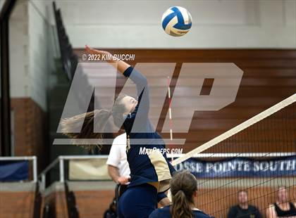 Thumbnail 3 in Utica @ Grosse Pointe South photogallery.