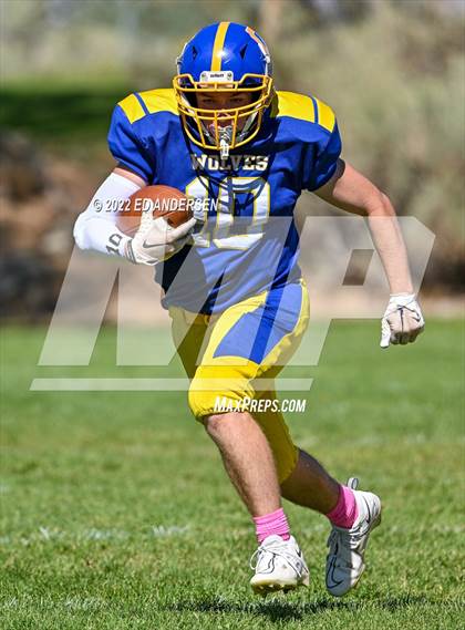Thumbnail 1 in Smith Valley @ Coleville photogallery.