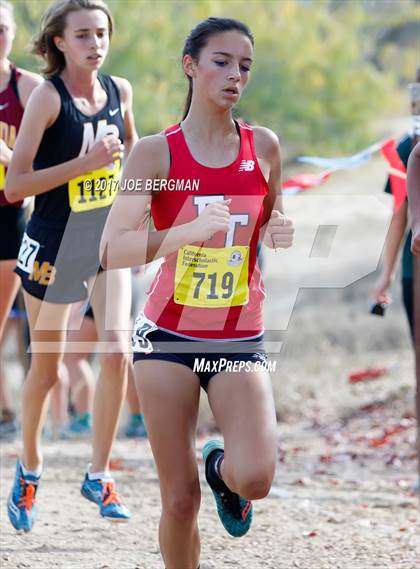 Thumbnail 1 in CIF State Cross Country Championships (Girls D4 Race) photogallery.
